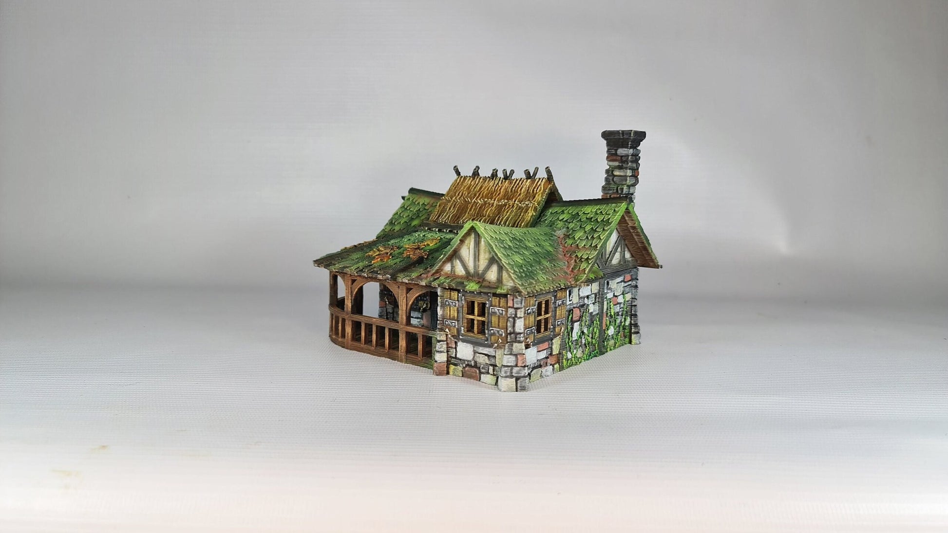 Autumn Fall Inn - 28mm DND/Wargame/RPG Terrain - Molten Prints