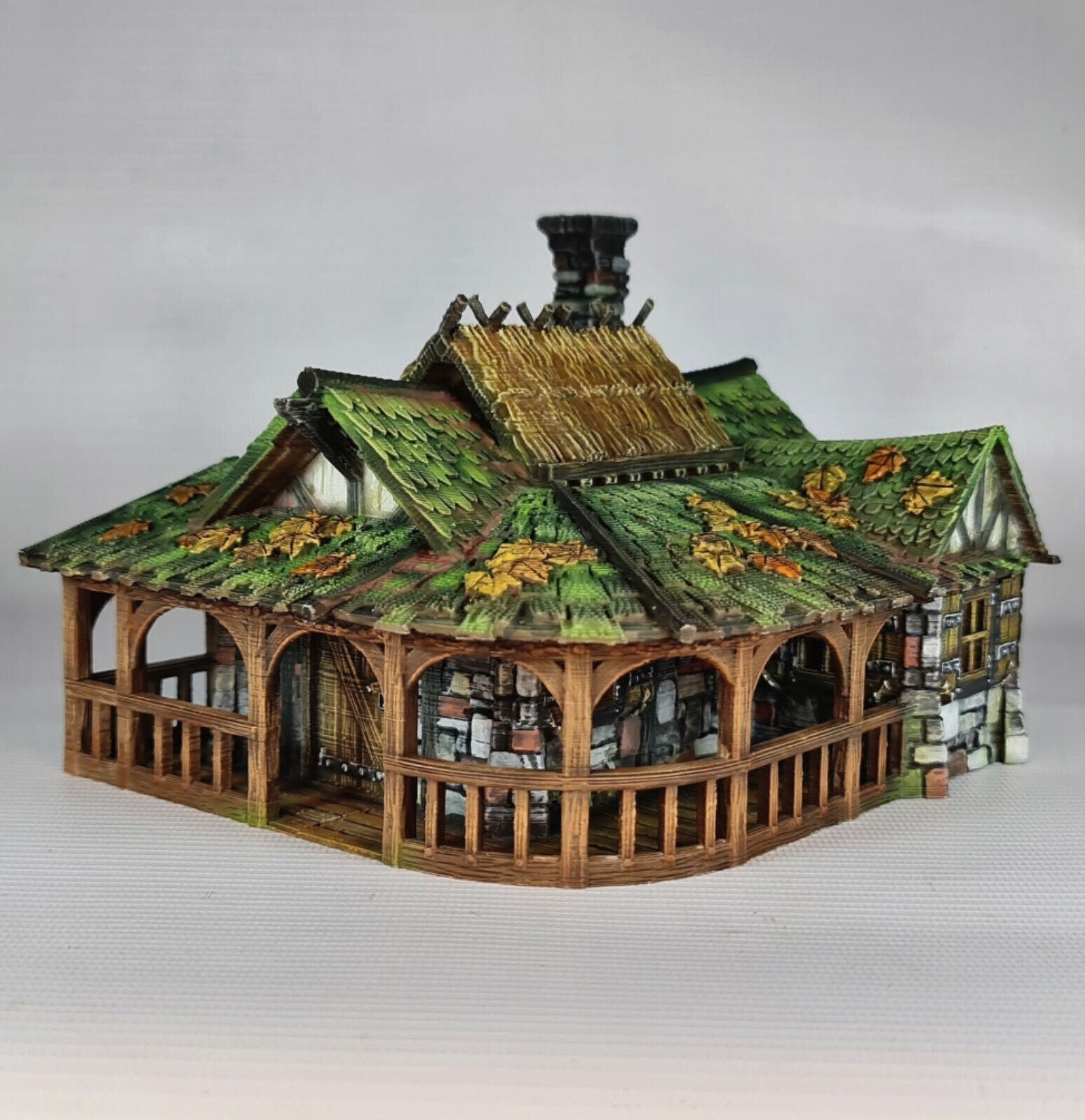 Autumn Fall Inn - 28mm DND/Wargame/RPG Terrain - Molten Prints