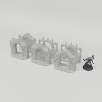 Medieval Town Archways and Doors turntable with dark grey 28mm miniature for scale