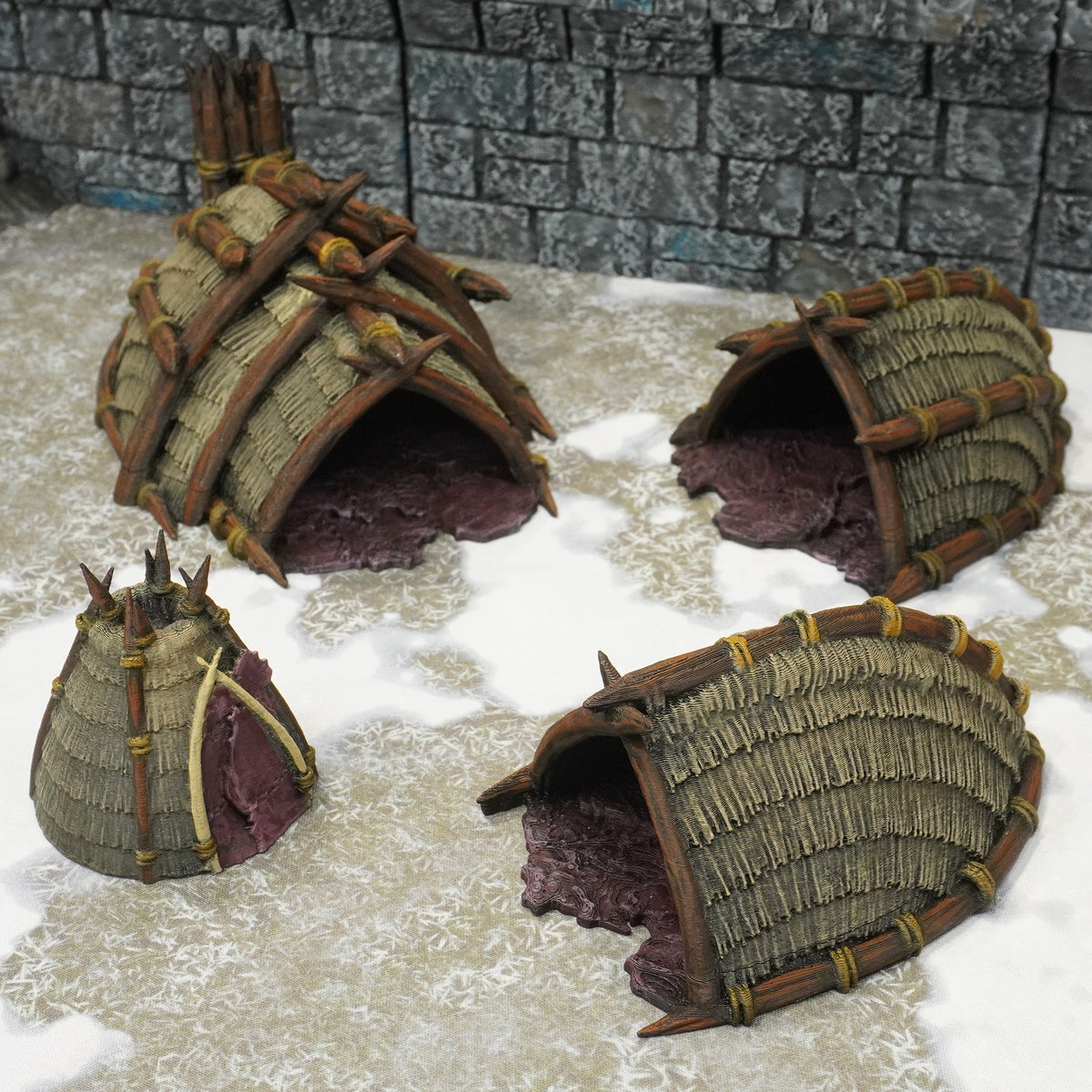Wildman Huts - 28mm Tabletop Terrain for Epic Adventures - Molten Prints